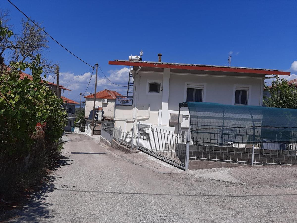 Apartment Efthymios φθηνη και ησυχη διαμονη Grammatikou